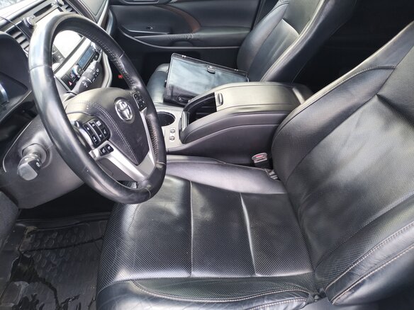2014 Toyota Highlander III (XU50), чёрный - вид 7
