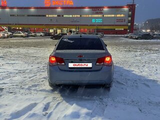 2011 Chevrolet Cruze I, серый, 700000 рублей, вид 3