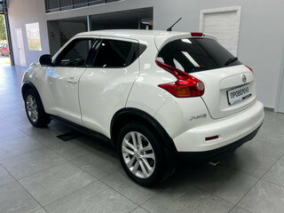2014 Nissan Juke I, белый, 1000000 рублей, вид 4