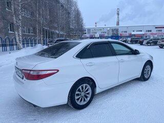2016 Toyota Camry US Market VII (XV50) Рестайлинг, белый, 2150000 рублей, вид 5