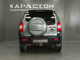 2018 Chevrolet Niva I Рестайлинг, серый, 720000 рублей, вид 4