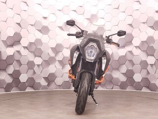 2017 KTM 1290 Super Duke GT, серый, 999000 рублей, вид 5