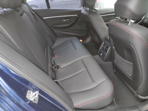 2015 BMW 3 серии 320d xDrive VI (F3x) Рестайлинг, синий - вид 10