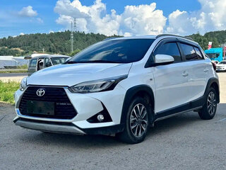 2023 Toyota Yaris L X XP150 Рестайлинг, белый, 1250000 рублей, вид 1