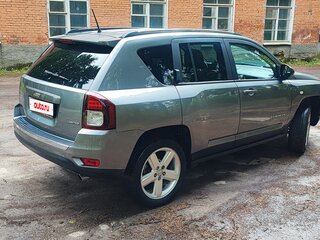 2011 Jeep Compass I Рестайлинг, серый, 1100000 рублей, вид 2