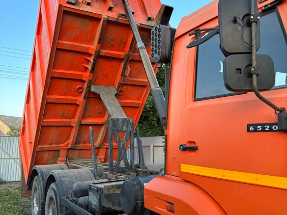 2017 КамАЗ 6520, оранжевый, 2650000 рублей - вид 8