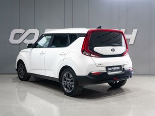 2021 Kia Soul III, белый, 1999000 рублей, вид 3