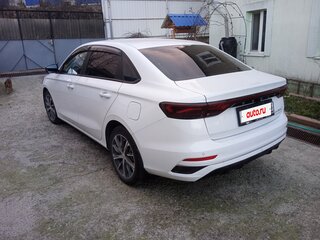 2023 Geely Emgrand II, белый, 1800000 рублей, вид 4