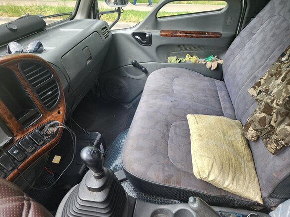 2005 Hyundai HD35, белый, 1460000 рублей - вид 8