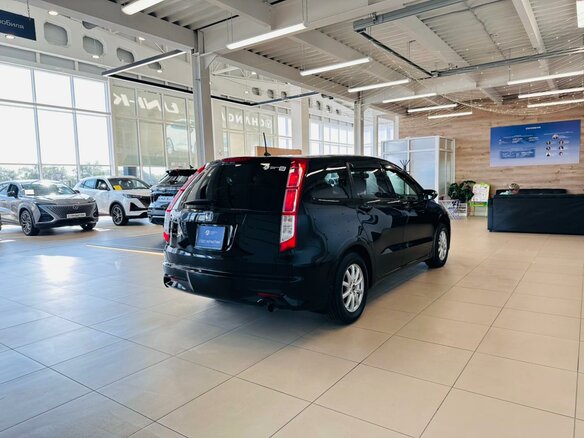 2011 Honda Stream II Рестайлинг, чёрный, 1599999 рублей - вид 6