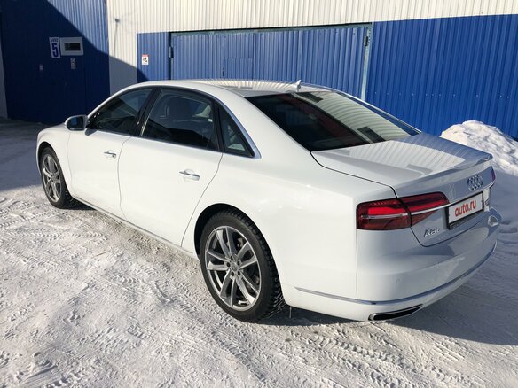 2015 Audi A8 Long III (D4) Рестайлинг, белый - вид 5