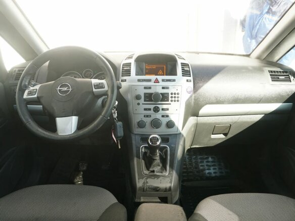 2014 Opel Zafira B Рестайлинг, бежевый - вид 18