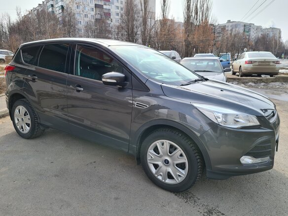 2016 Ford Kuga II, серый - вид 1