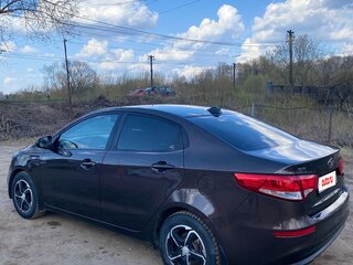 2015 Kia Rio III Рестайлинг, коричневый, 1350000 рублей, вид 3