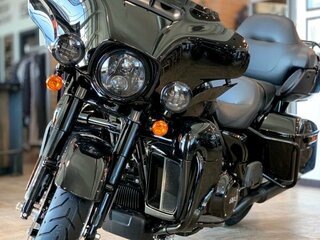 2023 Harley-Davidson Ultra Limited, чёрный, 3950000 рублей, вид 2
