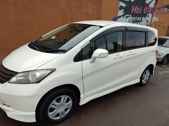 2008 Honda Freed I, белый, 1150000 рублей - вид 6