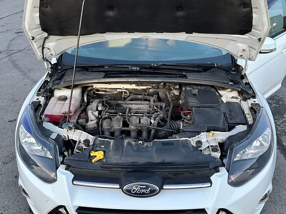 2012 Ford Focus III, белый, 700000 рублей - вид 2