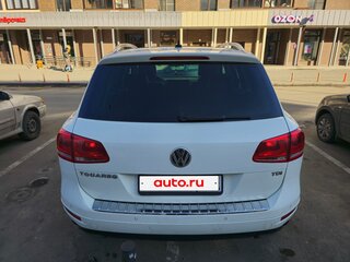 2011 Volkswagen Touareg II, белый, 1770000 рублей, вид 3