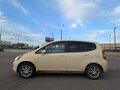 2002 Honda Fit I, жёлтый, 380000 рублей - вид 4