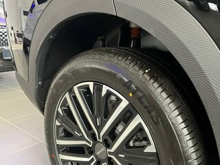 2026 Omoda C7, чёрный, 3299000 рублей, вид 4