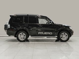 2014 Mitsubishi Pajero IV Рестайлинг 1, чёрный, 1990000 рублей, вид 5