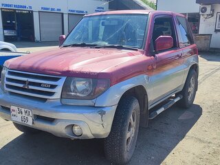 2000 Mitsubishi Pajero iO, красный, 290000 рублей, вид 2