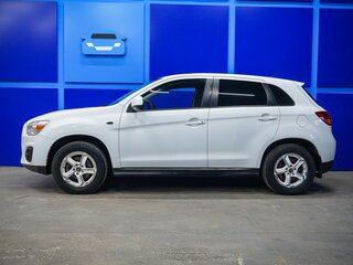 2013 Mitsubishi ASX I Рестайлинг, белый, 880000 рублей, вид 3