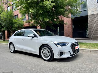 2020 Audi A3 Sportback 35 TFSI IV (8Y), белый, 2200000 рублей, вид 1