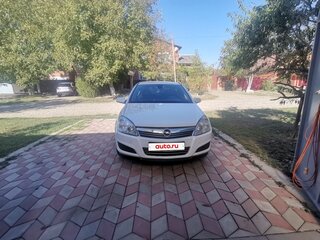 2014 Opel Astra H Рестайлинг, белый, 800000 рублей, вид 1