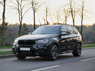 2016 BMW X5 M50d III (F15), чёрный, 5500000 рублей, вид 2