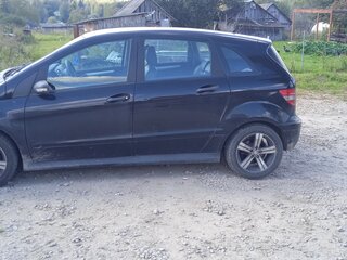2007 Mercedes-Benz B-Класс 150 I (W245), чёрный, 600000 рублей, вид 3