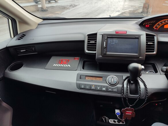 2008 Honda Freed I, белый, 1150000 рублей - вид 19