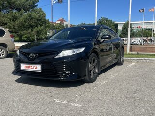 2018 Toyota Camry VIII (XV70), чёрный, 2850000 рублей, вид 1