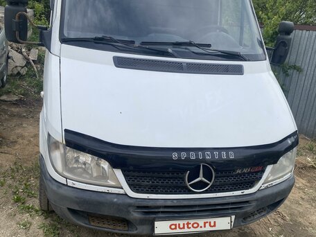 2005 Mercedes-Benz Sprinter, белый, 680000 рублей, вид 3