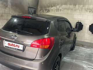 2015 Kia Venga 5-speed I Рестайлинг, серебристый, 850000 рублей, вид 5