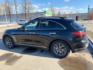 2014 Infiniti QX70, чёрный, 2170000 рублей, вид 3