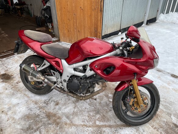2001 Suzuki SV 400, красный, 245000 рублей