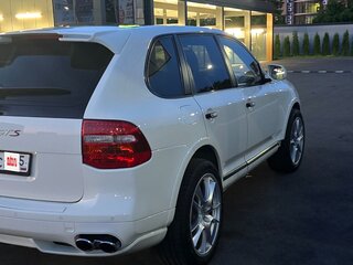 2008 Porsche Cayenne GTS I Рестайлинг (957), белый, 1800000 рублей, вид 3