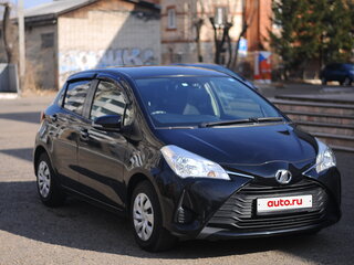 2019 Toyota Vitz III (XP130) Рестайлинг 2, чёрный, 800000 рублей, вид 3