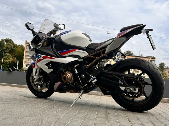 2022 BMW S 1000 RR, белый, 1350000 рублей - вид 2
