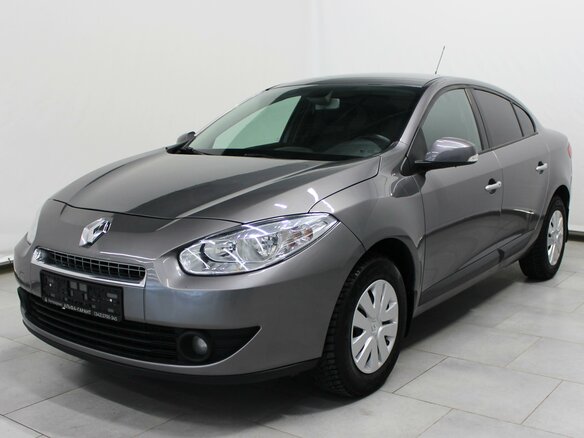 2011 Renault Fluence I, серый
