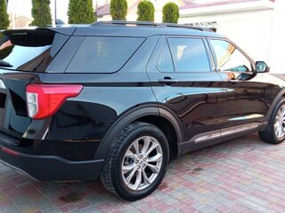 2020 Ford Explorer VI, чёрный, 3300000 рублей, вид 4