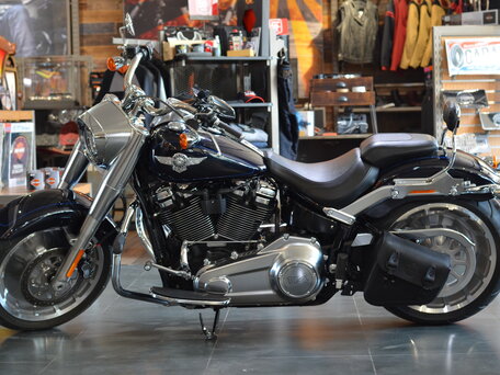 2019 Harley-Davidson Fat Boy, синий, 2550000 рублей, вид 3