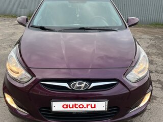 2013 Hyundai Solaris I, фиолетовый, 999999 рублей, вид 2
