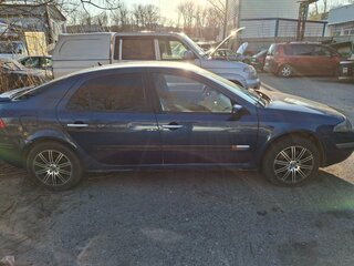 2002 Renault Laguna II, синий, 370000 рублей, вид 4