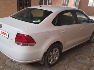 2013 Volkswagen Polo V, белый, 730000 рублей, вид 3