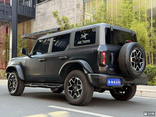 2024 Ford Bronco VI, чёрный, 6860000 рублей, вид 3