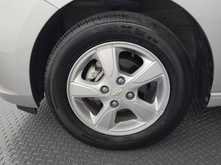 2022 Chevrolet Spark IV Рестайлинг, серебристый, 939000 рублей, вид 5