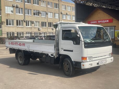 1994 Nissan Atlas, белый, 1500000 рублей, вид 2
