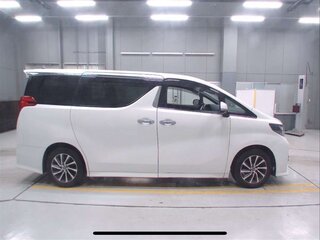 2017 Toyota Alphard III, белый, 3650000 рублей, вид 3
